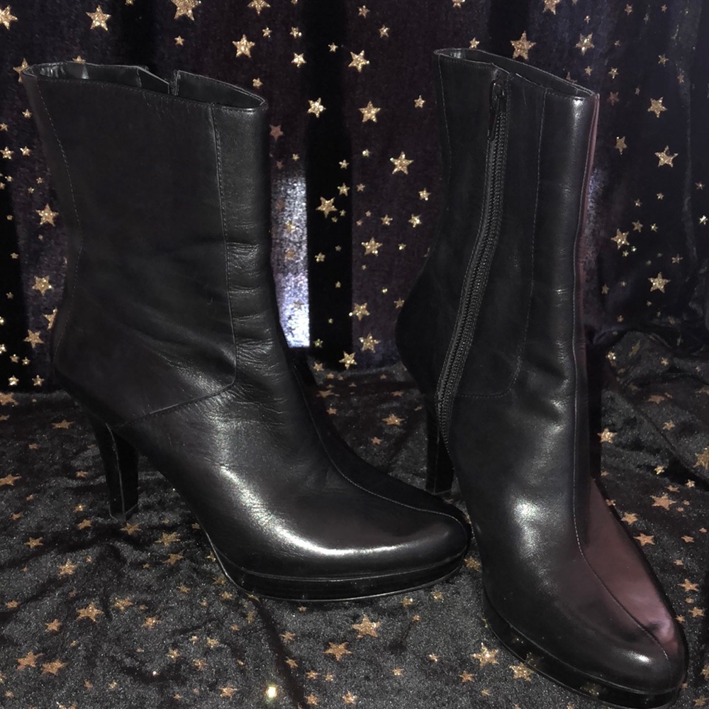 Leather Ankle boots